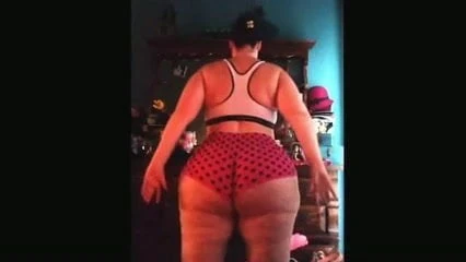 White BBW Workin' Out Her HUGE ASS!!!