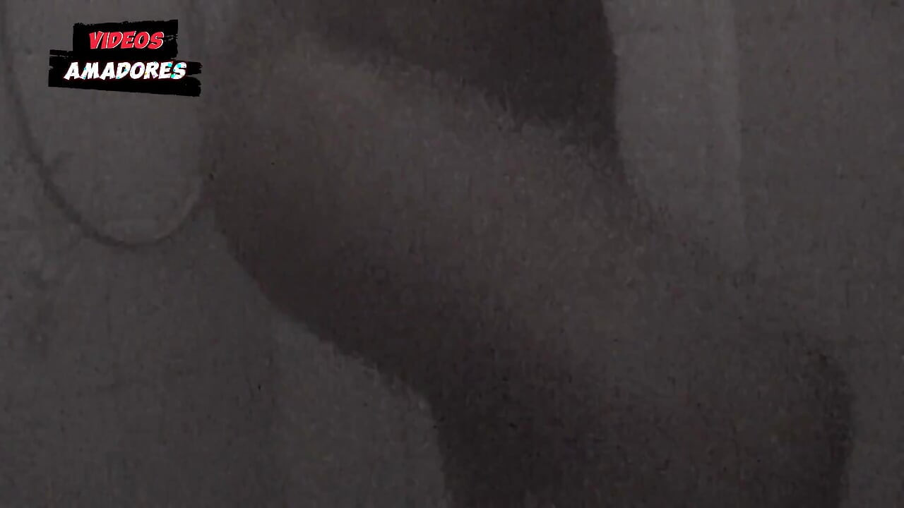 Dua lesbian lagi mandi