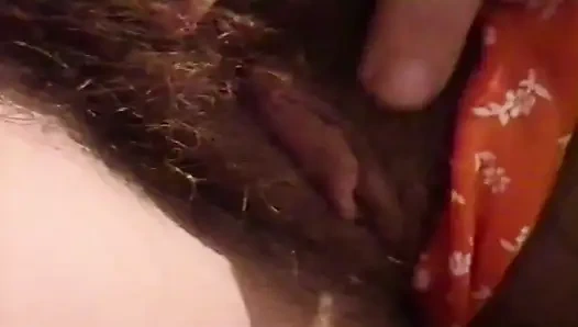 Латина показывает перед пасыном, чтобы заставить его мастурбировать и кончить