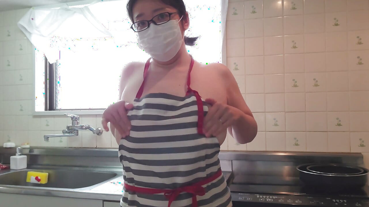 A Married Woman Masturbating Lewdly in the Kitchen