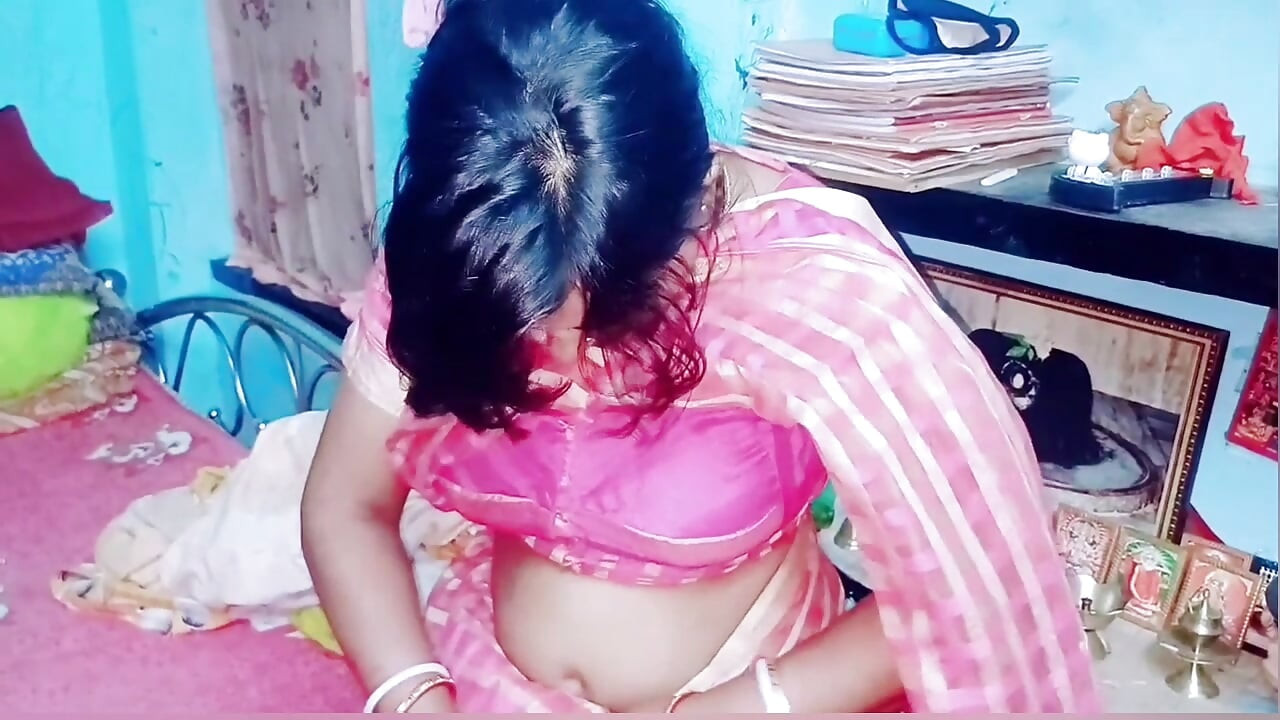 Desi Stepmom Fuck by her stepSon on the bedroom