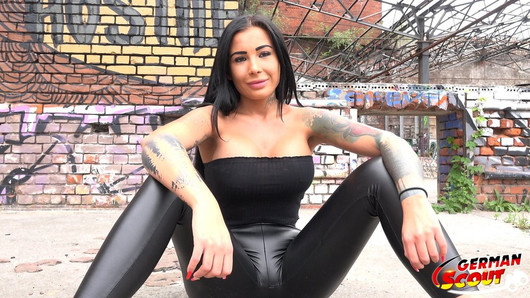 GERMAN SCOUT - TATTOO TEEN SNOWWHITE GEFICKT BEI CASTING