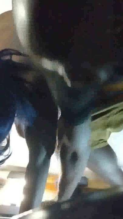 Teksaslı kadın - ev yapımı amatör dikiz deliği zenci orta yaşlı seksi kadın özel odada sikişiyor bölüm 1 | Klip 1