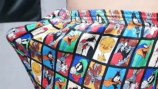 Tetangga menunggu cuckold keluar dan mengunjungi saya