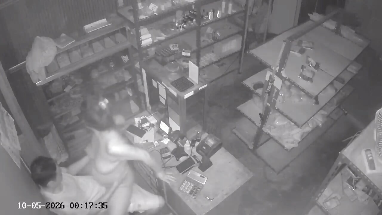 Cheating in a dark place with an ex-girlfriend, it turns out that there is a hidden camera.