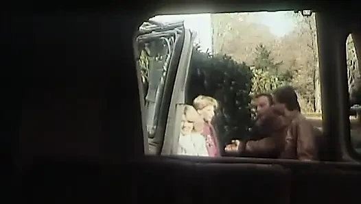 Хороший шик, хороший стиль, но... шлюшки!! (1983)