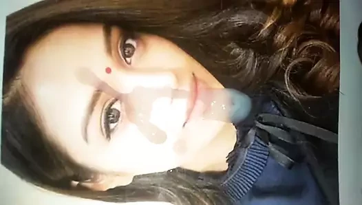 Nivetha pethuraj döl haraç