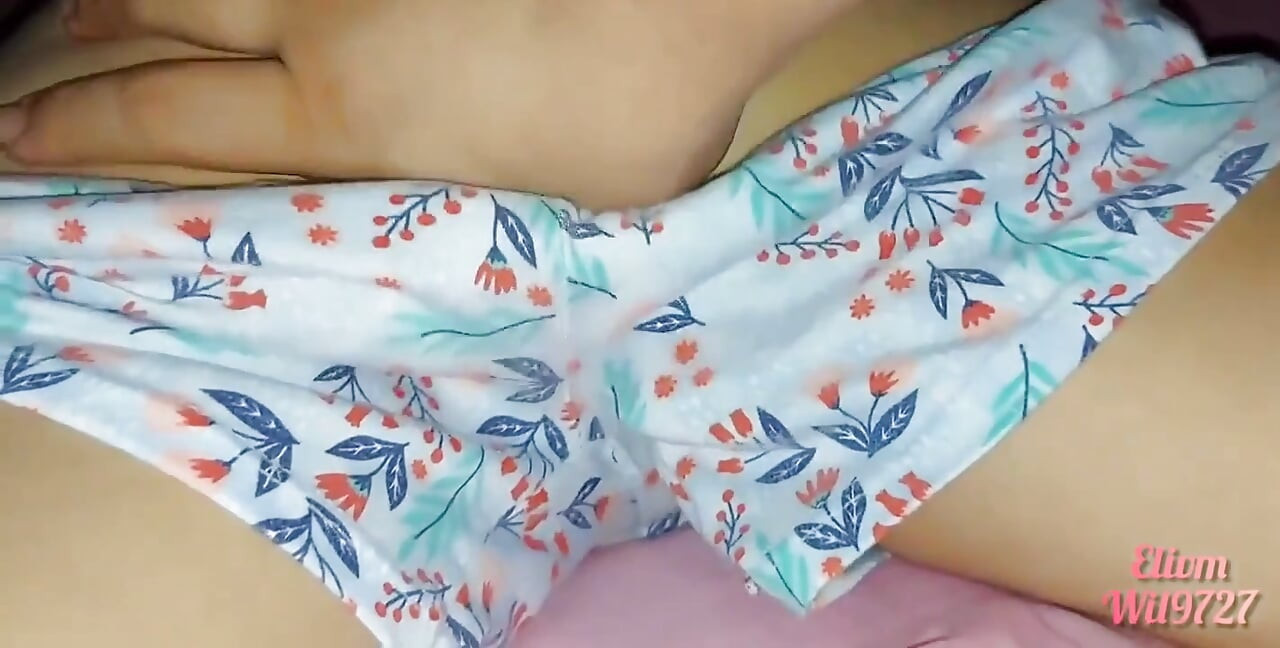 Homemade Video with My Stepsister First Time in Her Bed We Do Things Under the Sheets.