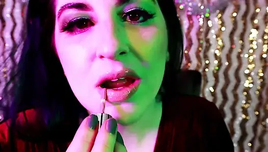 100 Layers of Lipgloss Asmr