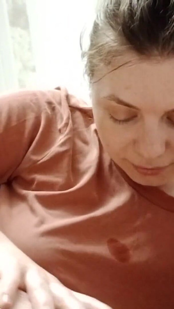 Must-share trenutak od seksi milfare koja je popušila prekrasan kurac