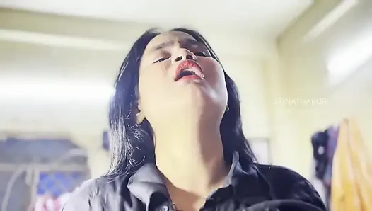 Delivery Boy Delivered More Than Just Food to Beautiful Madam at Home