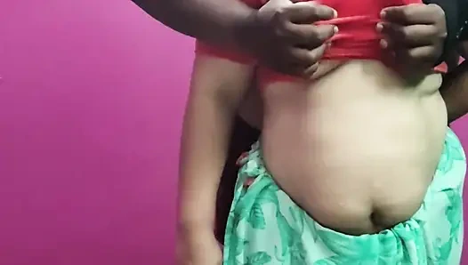 Ateşli tamil evli kadın komşusunu baştan çıkarıyor