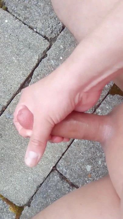 Abspritzen draussen auf Terrasse 1