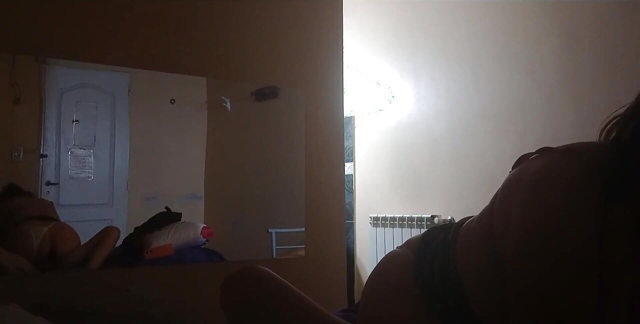 I Recorded a Prostitute in a Motel with My Cell Phone
