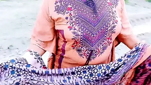 Bangla Desi Village Outdoor Miya Potea Basai Chode Delam