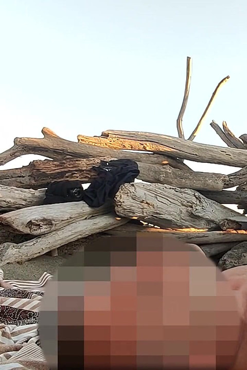 Outdoor Flashing in Nude Beach Sucking and Cumshot of Big Cock in Front of Everyone - Misscreamy