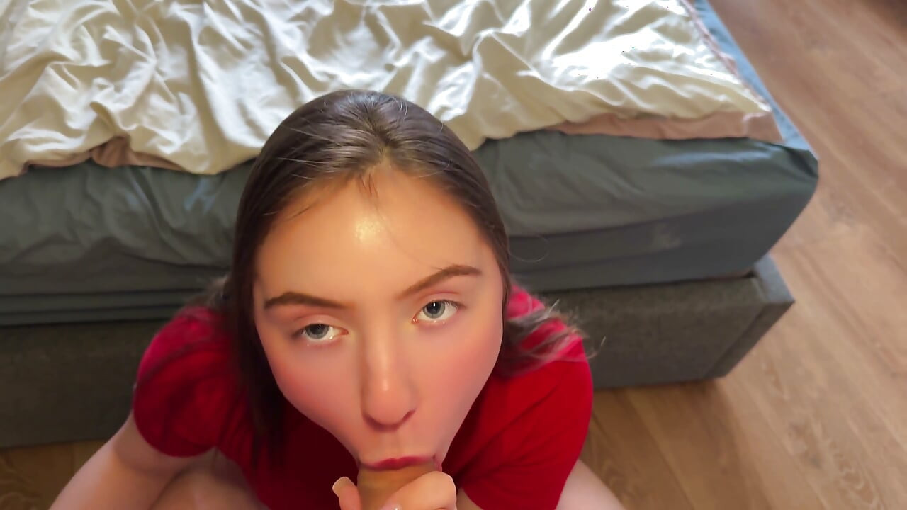 POV Jag kom till byn för att hälsa på min konstiga styvsyster
