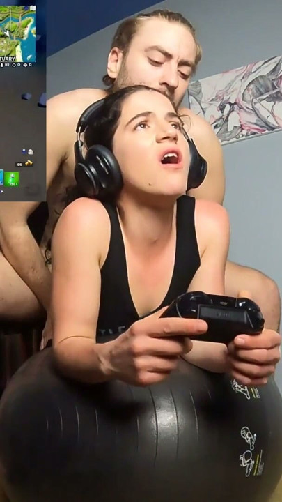 Roommate Fucks  Gamer Slut Vanessa Cliff While Playing Fortnite - Cliff Media | Clip 1