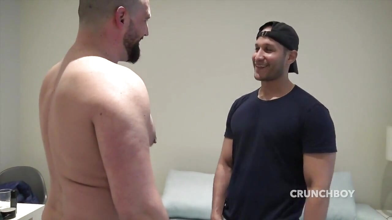 Questo è enzo rimenez scopata cruda da Altino