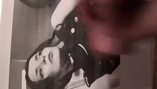 emogirltribute'e saygı duruşu
