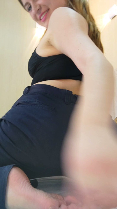 Curvy Latina Who Turns Heads