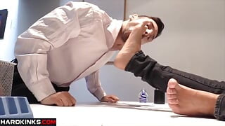 Hardkinks - Foot licking session