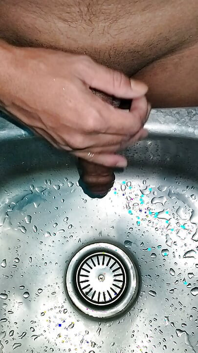 Fucking Sink Solo Masturbation