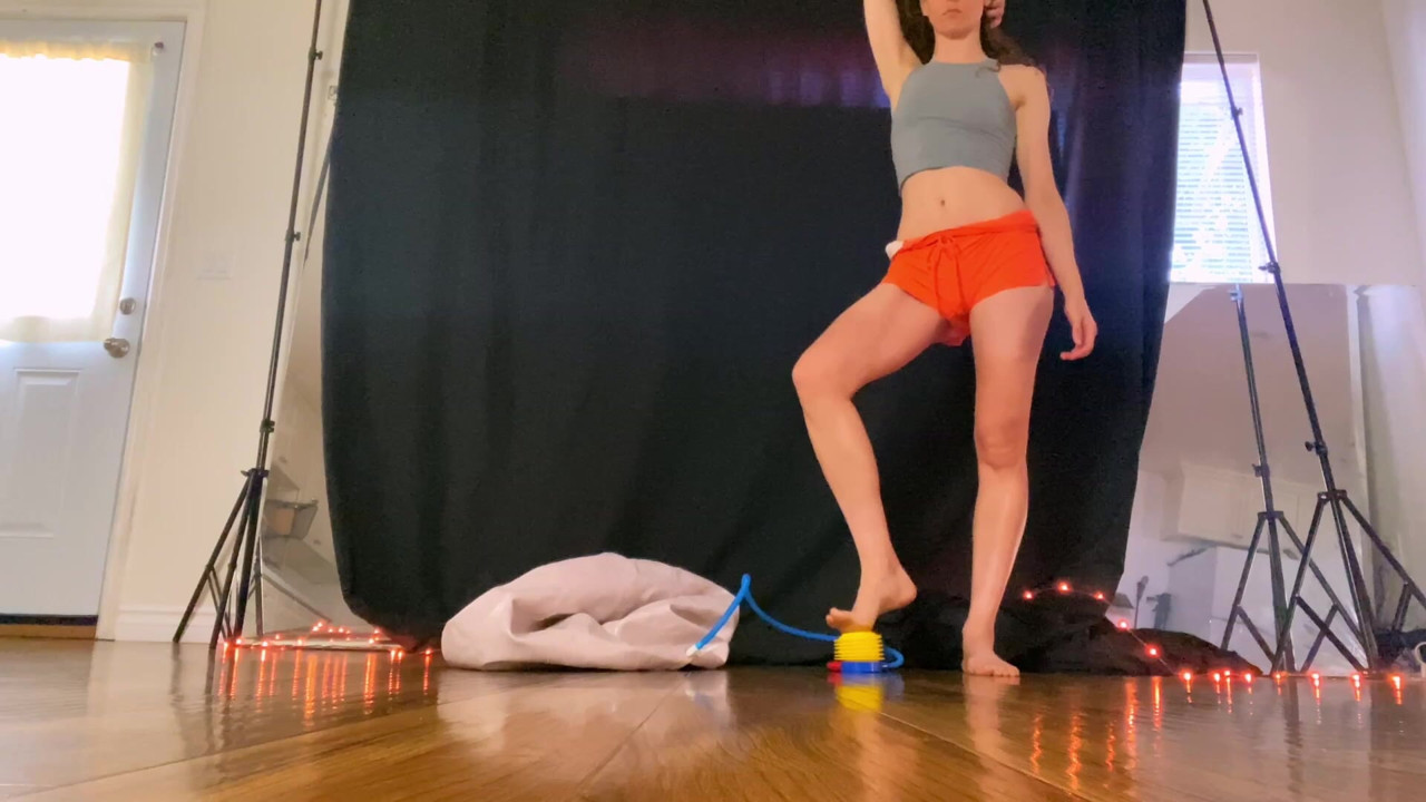 Yoga Balls - Inflate & Bouncing on Them