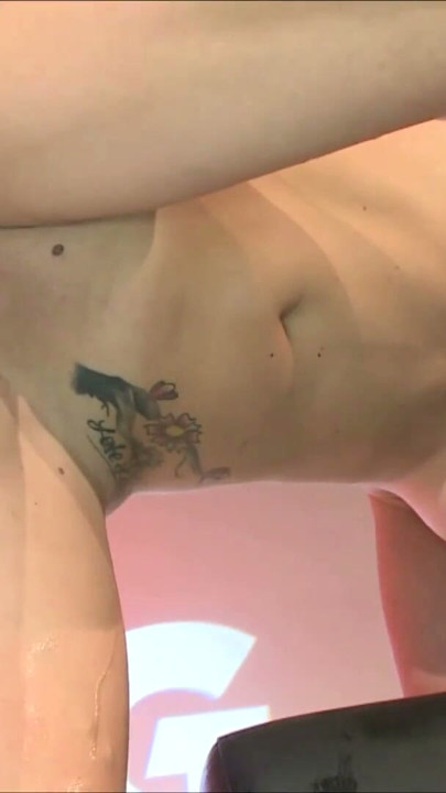 Phoebe - das Sperma-Engelchen | Clip 2