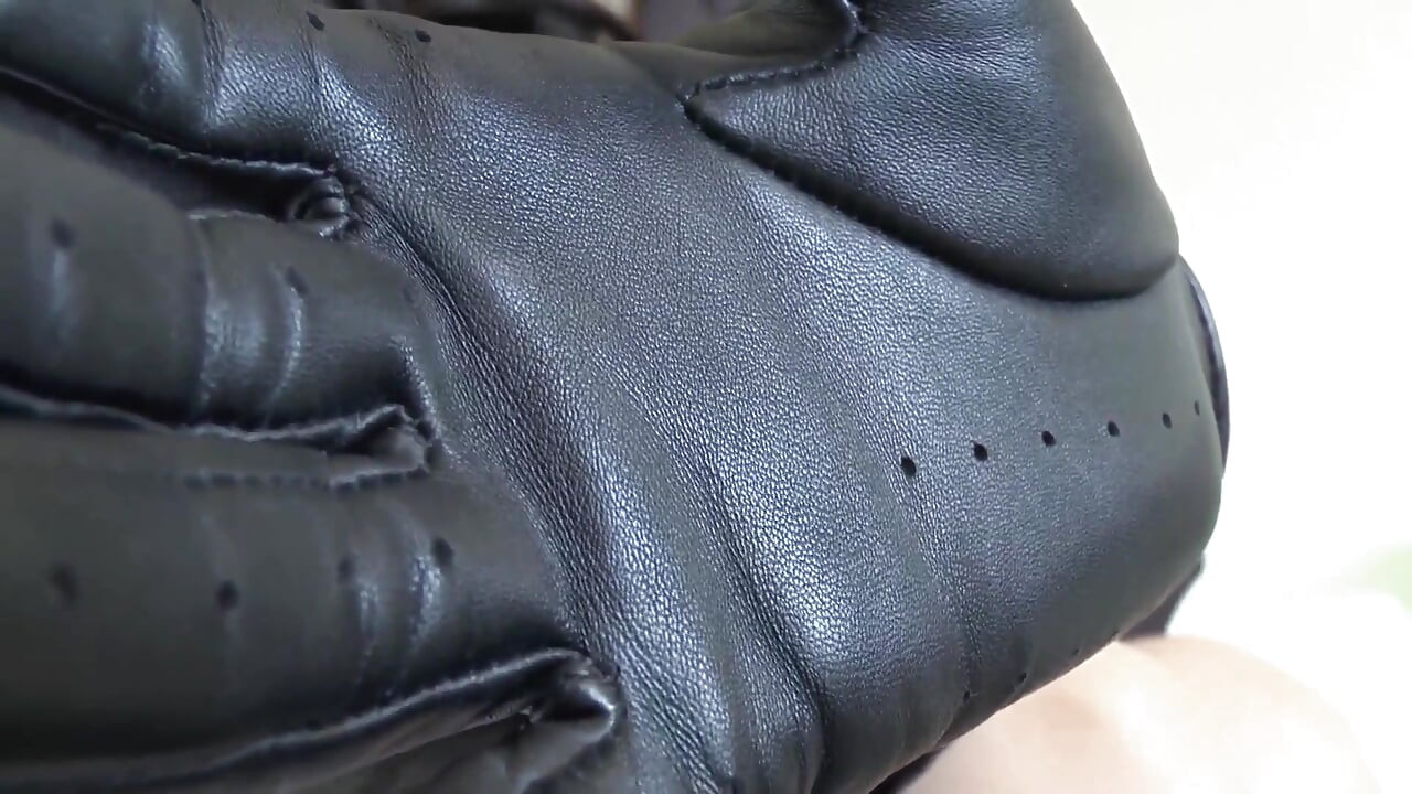 Black Leather Gloves-the Scent of Leather Turns You on so Much, Lady Victoria Valente