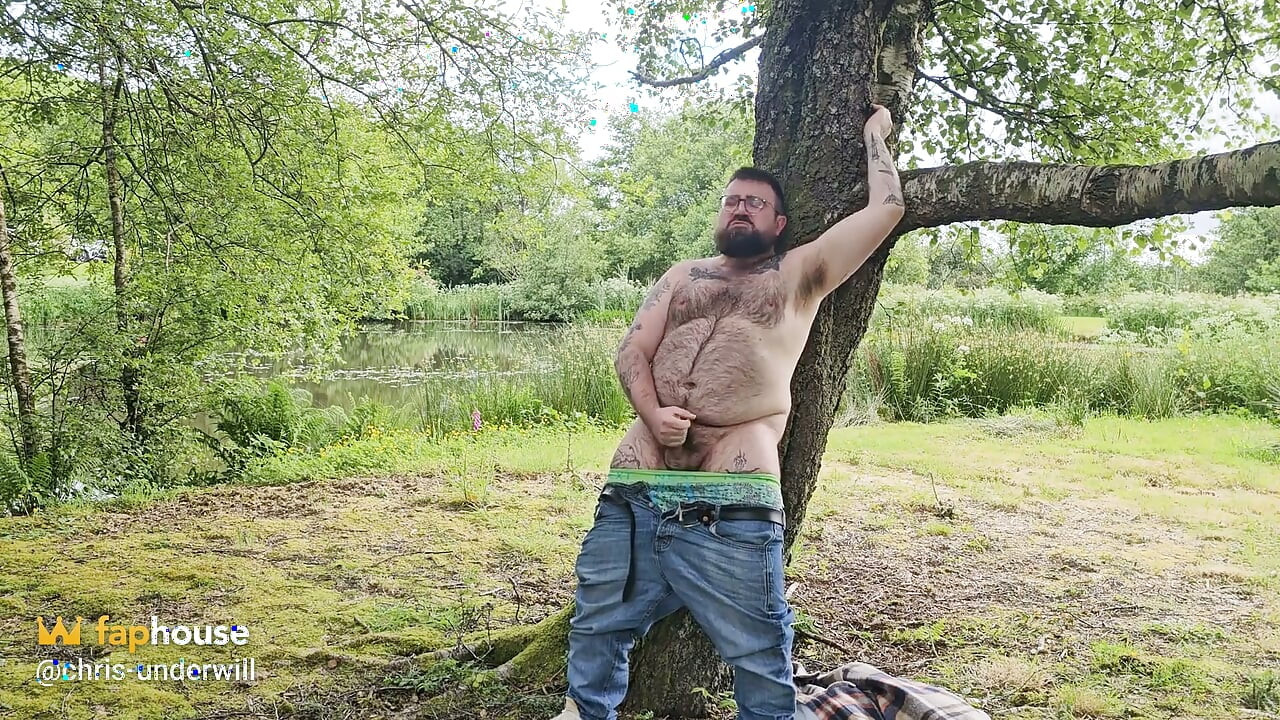 Does a Bear Cum in the Woods?