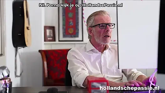 Bekerja terlambat dengan bintang Belanda Ivey