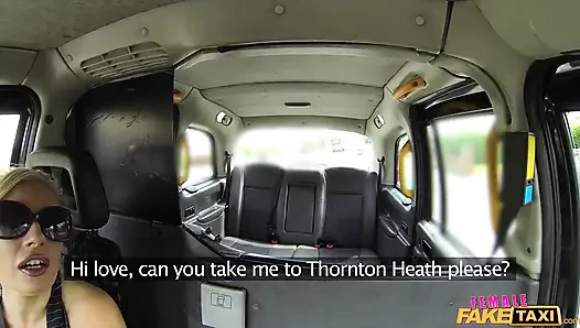 Female Fake Taxi - горячий потный большой черный член оплачивает проезд в такси и оставляет большой кончик