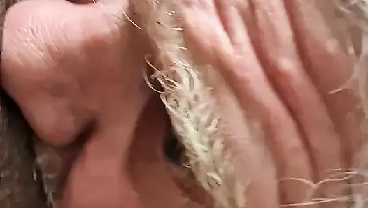 10 Minuten gesicht bringt 8 minuten sperma
