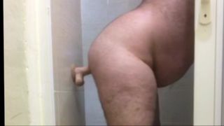 Mon mari s&#39;amuse seul sous la douche