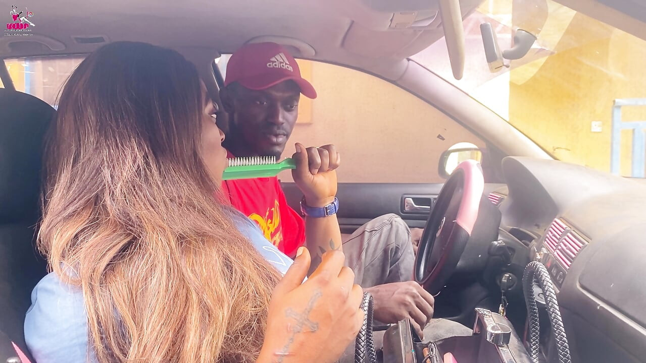 Nollyporn sÃ1/4ckte Uglygalz mit nigerianischem pornostar