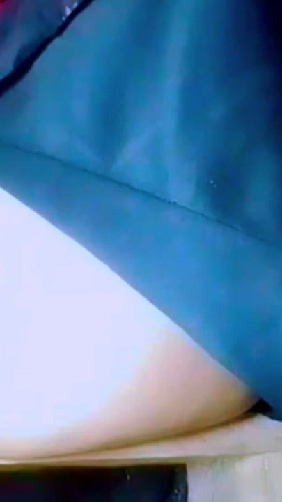 Sister-in-law tried hard but could not find the penis.  Then why quench your pussy's lust with radish? Beautiful hot pussy.  Aft | Clip 1