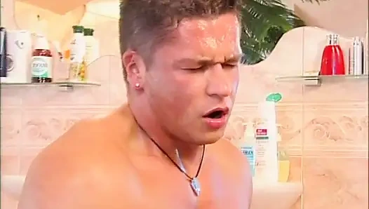 Анальный оргазм на столе