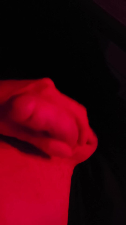 masturbate in red
