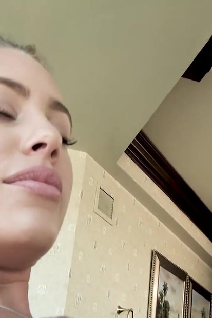 Cute blonde teen model amateur sextape