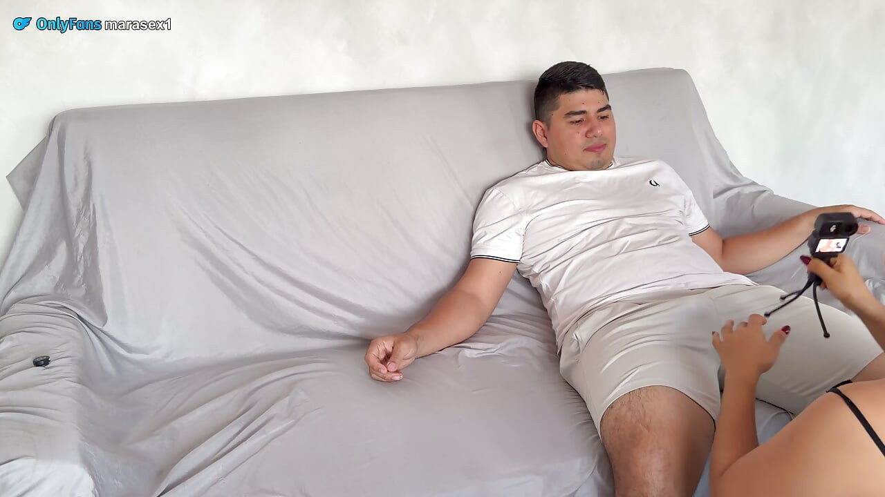 Sexual Accident with My Neighbor, I Give Her Vergaminol