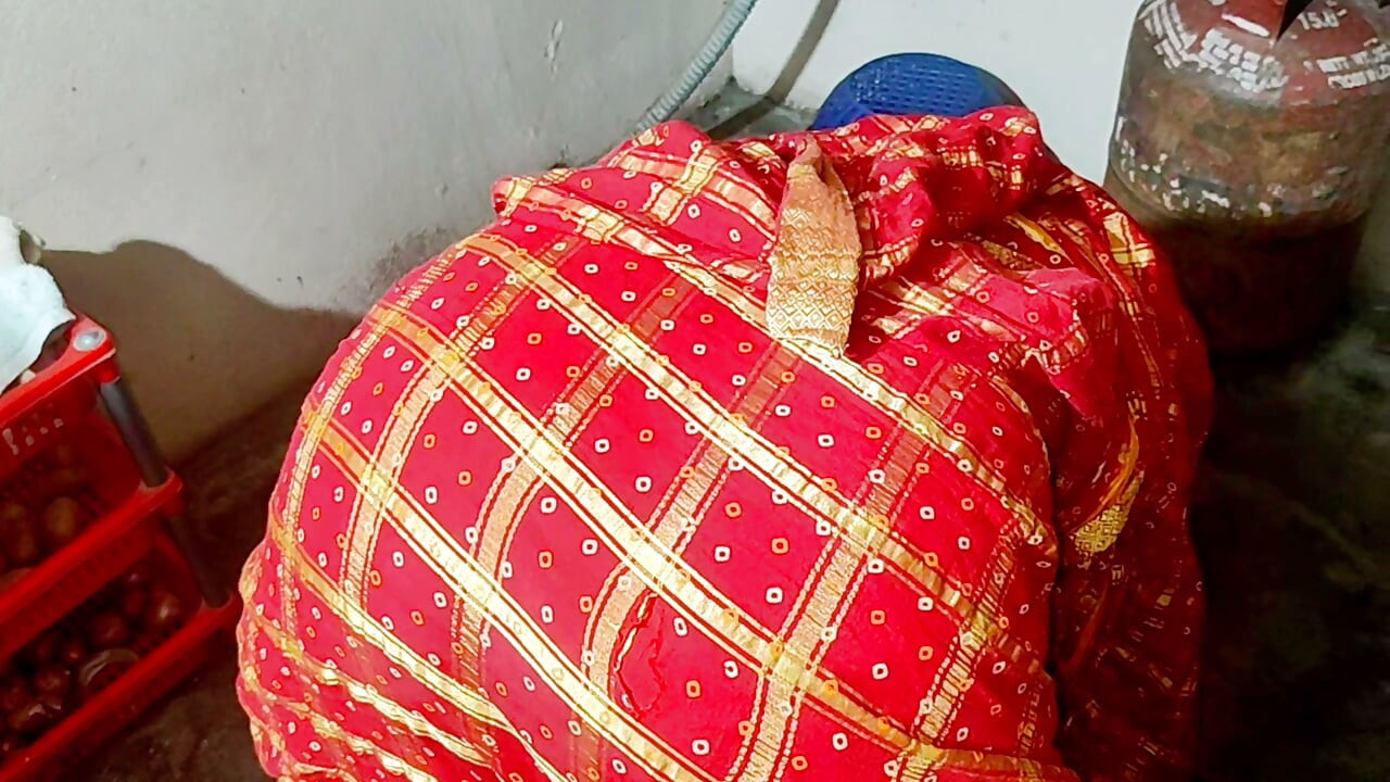 Hot bhabhi fuking neighbour boy's Hard
