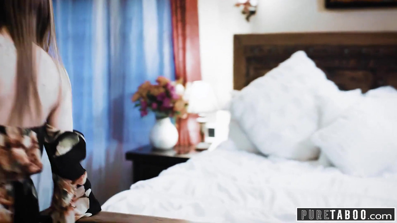 継母と継父と捕まる純粋なタブー、カイラー・クインが参加