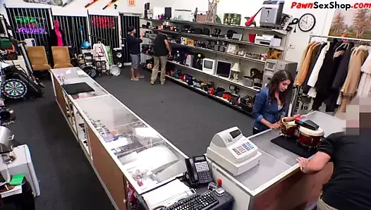 Pawnshop – amateur publicly blows in store before swallowing