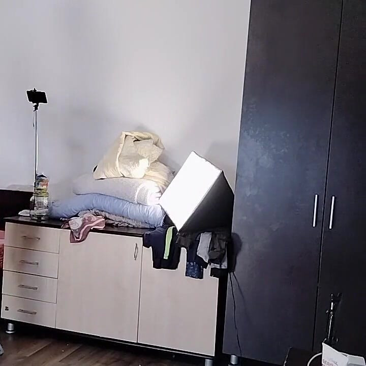 Amateur Wife Has Fun Trying on Clothes That She Cuts