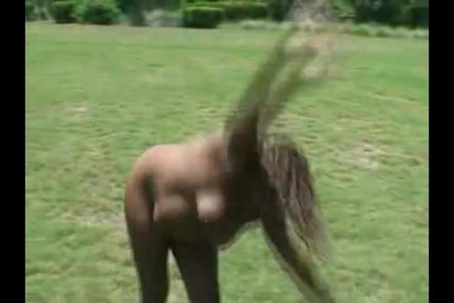 Ebony pussy in the air