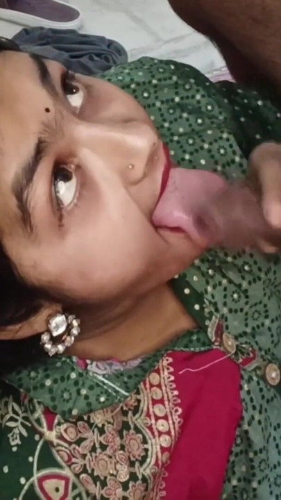 สาวอินเดียหุ่นเปื้อนท่าหมาอย่างหนักในห้องนอนกับ Devar - บทบาทสมมุติ Desi มือสมัครเล่นถ่ายเอง | คลิป 2