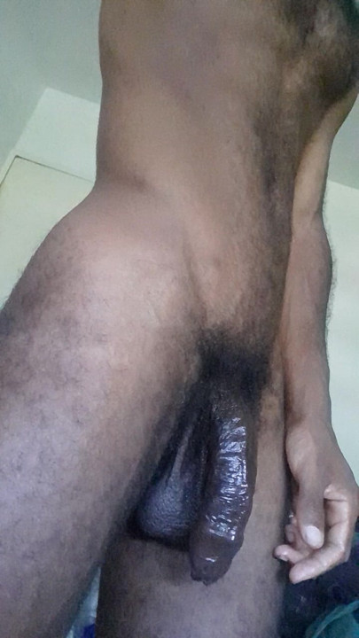 My balls still heavy. Suck me again !