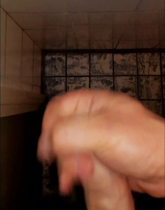 Who wants to eat my cum?