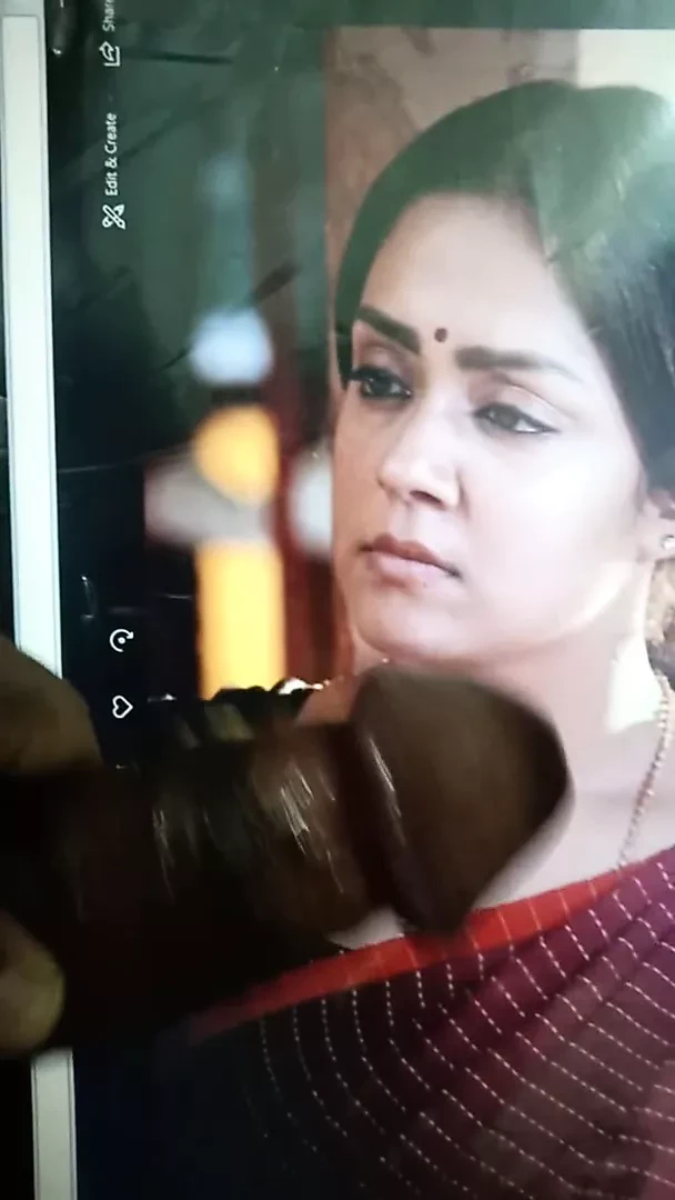 Jyothika kiêm và nhổ cống